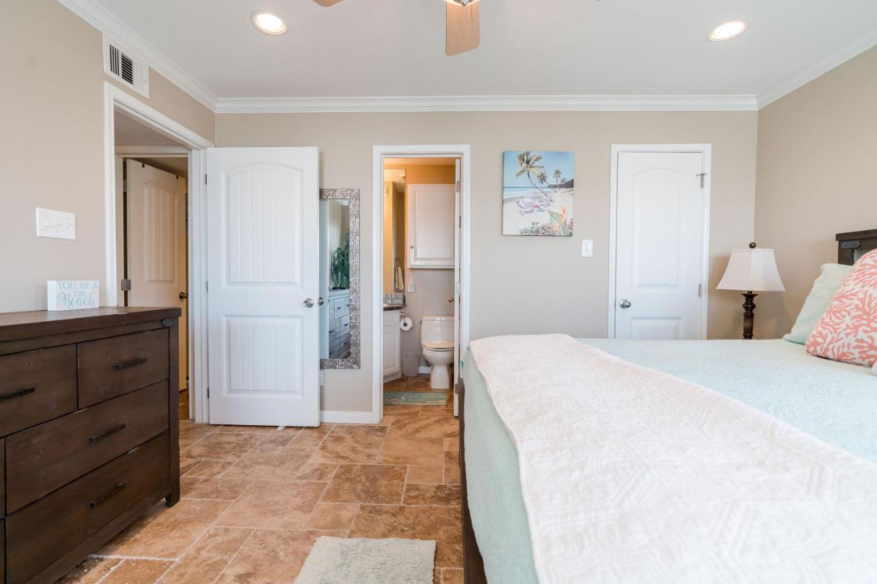 Steps To Pool And Beachamazing Views From Two Balconies Galveston Exteriör bild