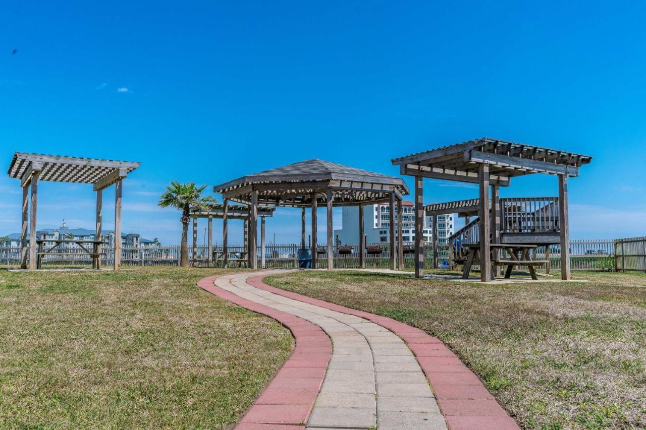 Steps To Pool And Beachamazing Views From Two Balconies Galveston Exteriör bild
